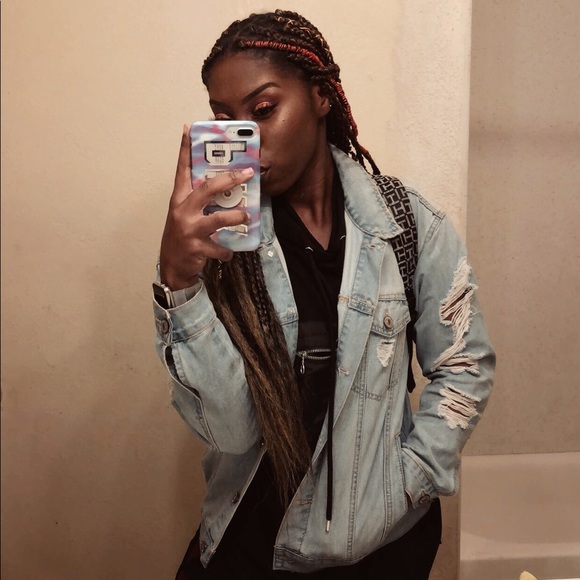 Hello loves, Welcome to my Closet ❤️ - Picture 2 of 5